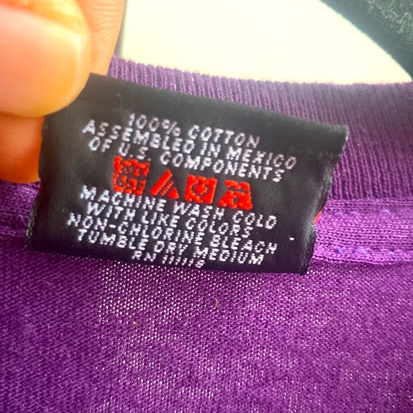 Undefeated Tee Mint - Picture 4 of 5